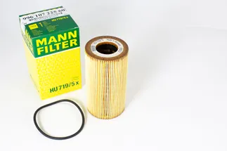 MANN FILTER Engine Oil Filter - 99610722560